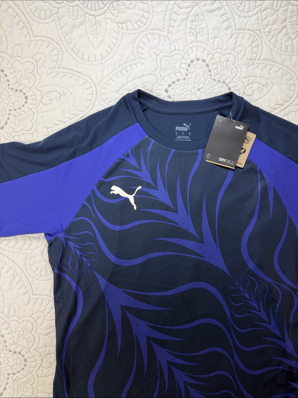 Puma NWT Men’s Athletic Jersey - Short Sleeve Drycell Performance Shirt Small